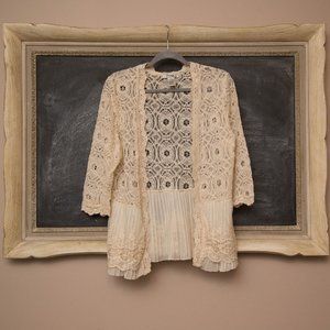 Pinky, Lace Cream Cardigan with peats, 3/4 sleeve, L